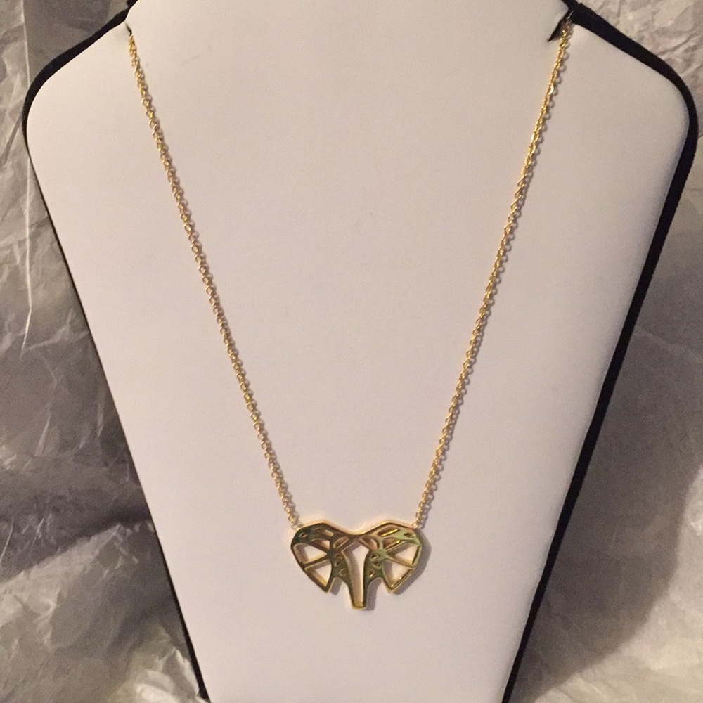 NWT gold plated elephant necklace